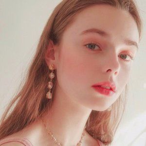 Meet your Posher, Qdbrtgd